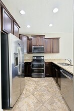2099 Wilsons Plover Cir in Navarre, FL - Foto de edificio - Building Photo