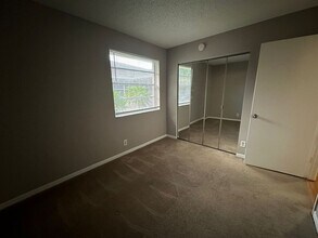 1016 Twin Lakes Dr in Coral Springs, FL - Building Photo - Building Photo