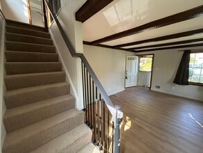 412 Anawanda Ave in Mt. Lebanon, PA - Building Photo - Building Photo