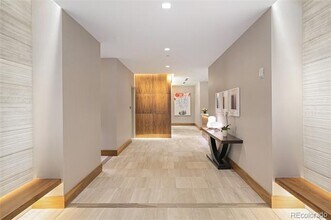 250 Columbine St in Denver, CO - Building Photo - Building Photo