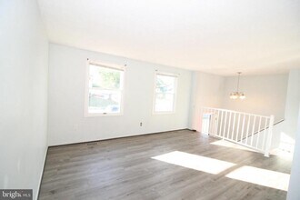 1378 Rollinghouse Dr in Frederick, MD - Building Photo - Building Photo