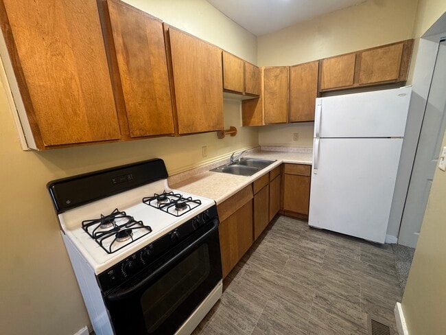 1323 S Webster St in Kokomo, IN - Building Photo - Building Photo