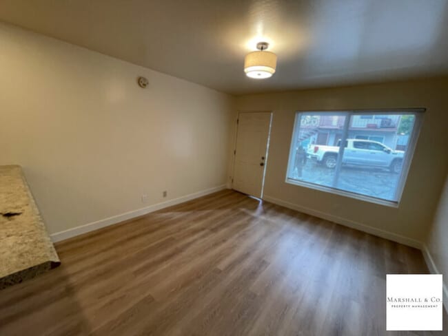 77 Woodland Ave in San Rafael, CA - Building Photo - Building Photo