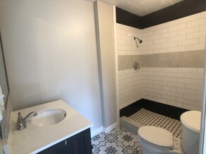 124 Parker St, Unit A in Maynard, MA - Building Photo - Building Photo