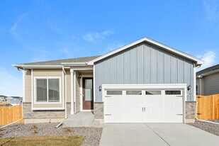 17955 E 94th Ave in Commerce City, CO - Building Photo