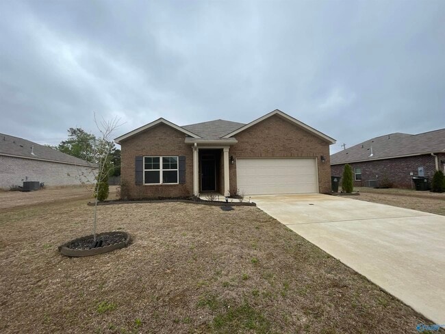 24734 Delilah Cir in Athens, AL - Building Photo - Building Photo