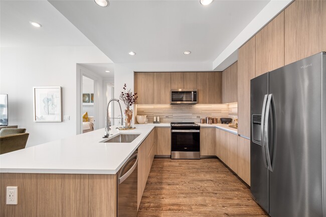 2555 Turtle Creek Blvd in Dallas, TX - Building Photo - Building Photo