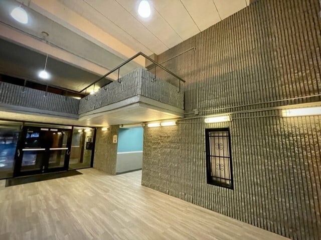 Pine Harbor Apartments