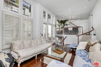 6021 Dawn Crk in Los Angeles, CA - Building Photo - Building Photo