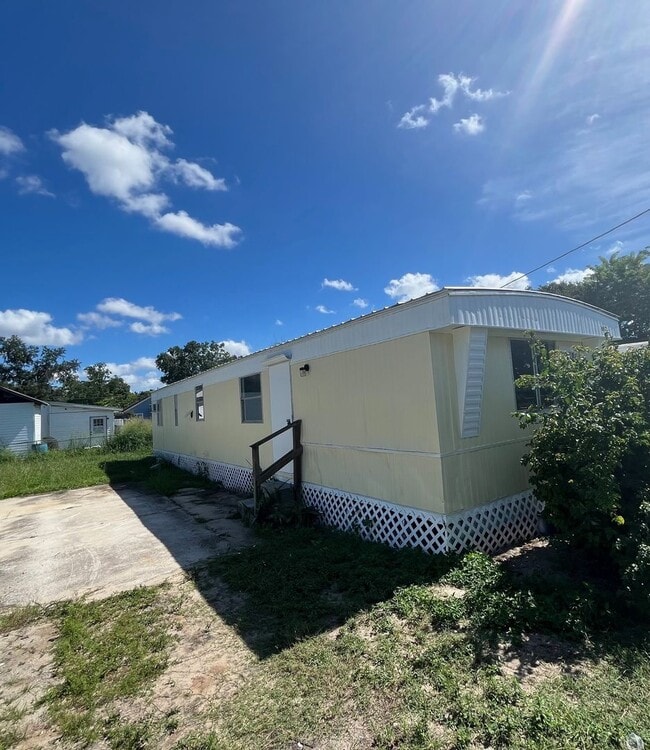 property at 307 Camellia Ln