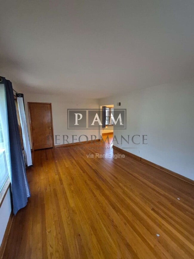 328 N 68th St in Wauwatosa, WI - Building Photo - Building Photo