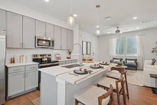 Avendale Chisholm Trail Ranch in Fort Worth, TX - Building Photo