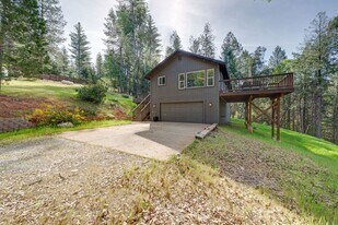 2870 Fox Run Rd in Georgetown, CA - Building Photo