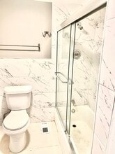 10063 Jeffrey Dr, Unit A in St. Louis, MO - Foto de edificio - Building Photo