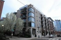 Tanner Place in Portland, OR - Foto de edificio - Building Photo