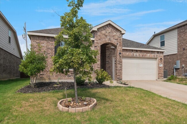 2100 Hummingbird St in Princeton, TX - Building Photo - Building Photo