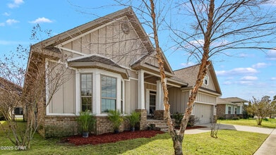 221 S Shoreview Dr in Panama City, FL - Foto de edificio - Building Photo