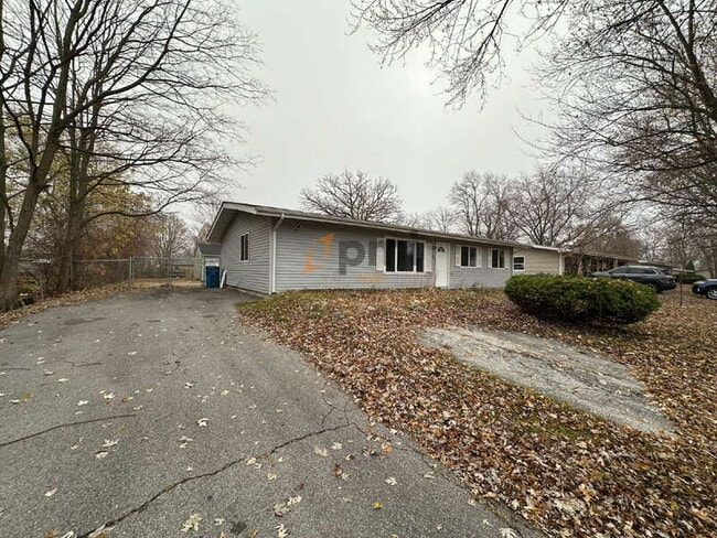 781 Heritage Rd in Valparaiso, IN - Building Photo - Building Photo