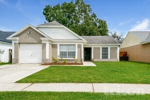 309 Regal Park Dr in Valrico, FL - Building Photo