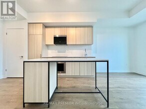 251 Masonry Wy in Mississauga, ON - Building Photo - Building Photo