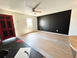 4604 Erskine St in Lubbock, TX - Building Photo - Building Photo