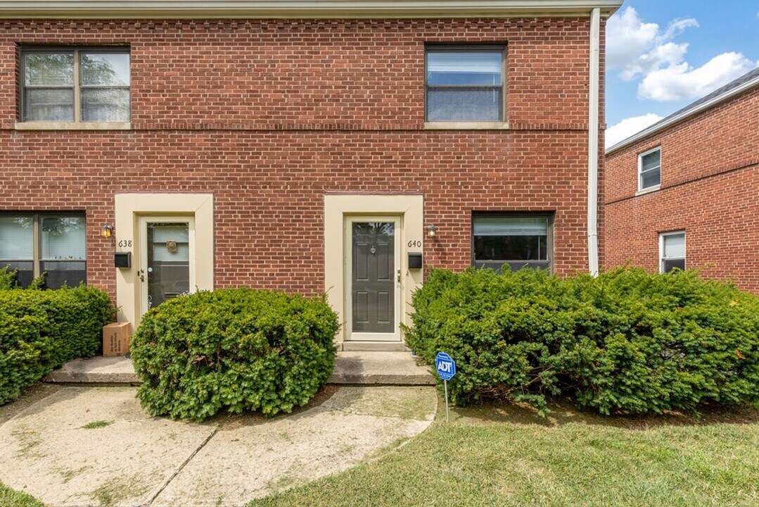 640 Blenheim Rd in Columbus, OH - Building Photo