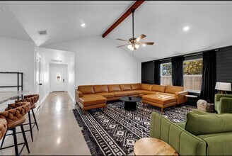 249 Hill Dr in Granite Shoals, TX - Building Photo - Building Photo