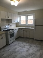 9138 Kilpatrick Ave in Skokie, IL - Foto de edificio - Building Photo