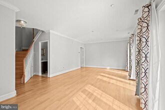 4305 Massachusetts Ave NW in Washington, DC - Building Photo - Building Photo