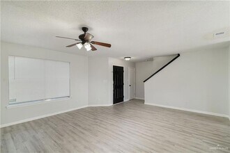 3425 Ozark Ave, Unit 3319-03 in McAllen, TX - Building Photo - Building Photo