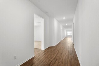 425 Escondido Cir in San Marcos, TX - Building Photo - Building Photo
