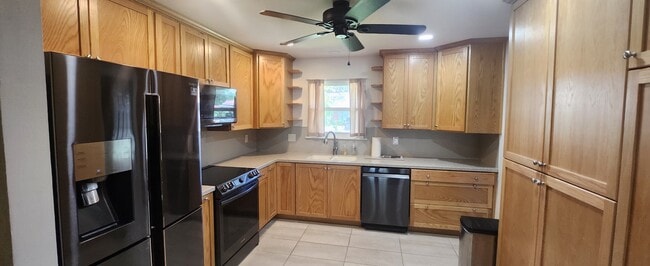 property at 35138 Whispering Oaks Blvd