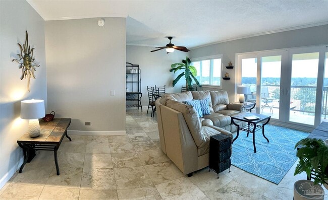 825 Bayshore Dr in Pensacola, FL - Building Photo - Building Photo