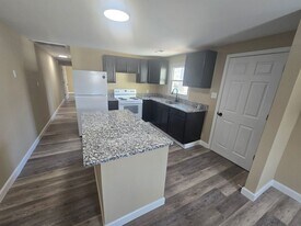 1106 6th St in Petersburg, VA - Building Photo