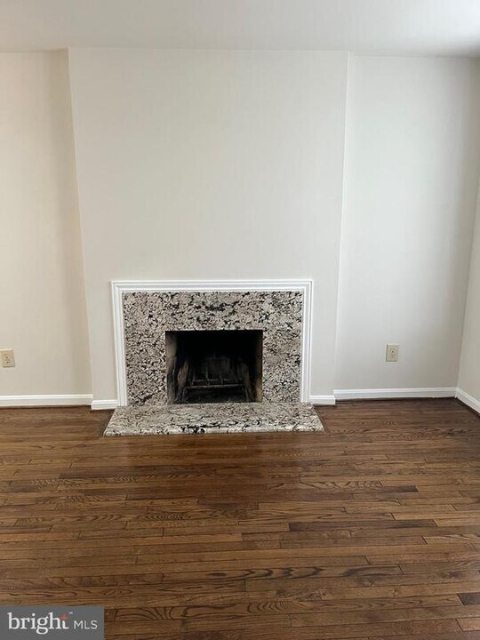 1533 Oronoco St in Alexandria, VA - Building Photo