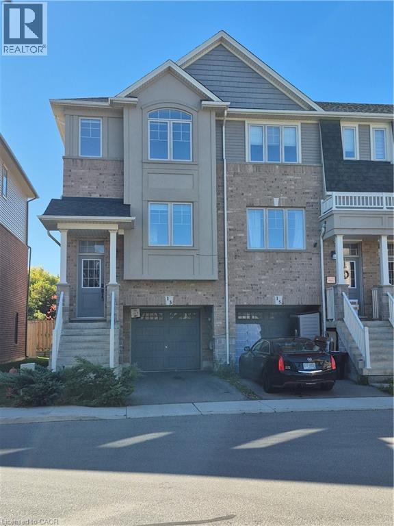 13 Barley Ln in Hamilton, ON - Building Photo - Building Photo