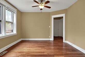 7702 Lile Ave in Richmond Heights, MO - Building Photo - Building Photo