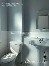 44 Vineyard Ave in Yonkers, NY - Building Photo - Building Photo