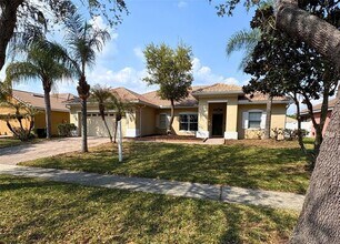 3637 Weatherfield Dr in Kissimmee, FL - Building Photo - Building Photo