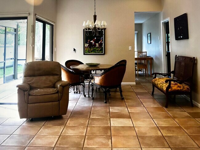 2551 Bedford Mews Dr in Wellington, FL - Building Photo - Building Photo