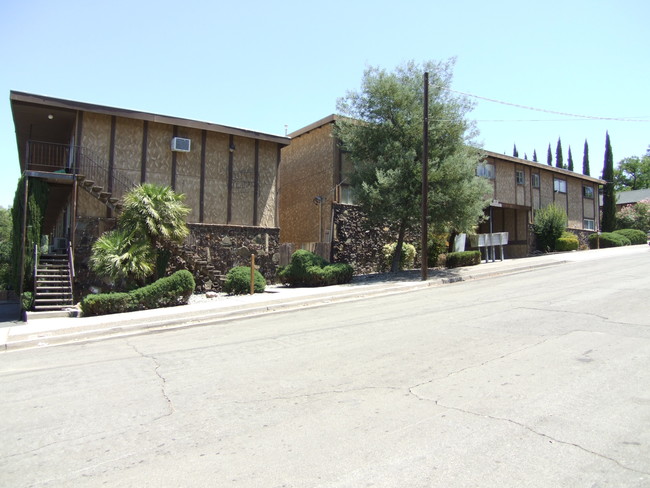 The View at Magnolia Park in Redding, CA - Foto de edificio - Building Photo