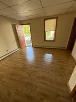 54 S Broad St in Bangor, PA - Building Photo