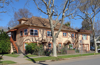 324 29th St in Sacramento, CA - Building Photo - Building Photo