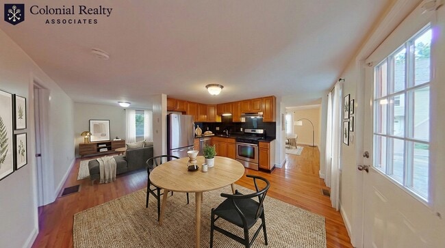 8 Hearn St, Unit 1 in Watertown, MA - Foto de edificio - Building Photo