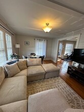 5 Thatcher St in Medford, MA - Foto de edificio - Building Photo