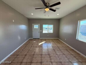 2770 N Washington Ave in Douglas, AZ - Building Photo - Building Photo
