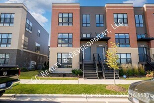 2230 Prestige Pl in Schaumburg, IL - Building Photo