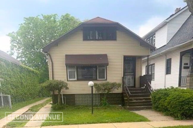 property at 9932 S Lafayette Ave