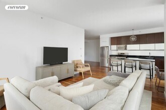 100 Jay St in Brooklyn, NY - Building Photo - Building Photo