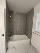 7771 NW 46th St in Lauderhill, FL - Building Photo - Building Photo